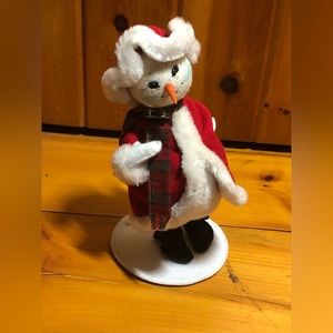 Mrs Snowman Surprise Gift 9 Inch Annalee Doll 2003